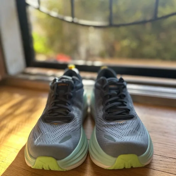 HOKA Bondi 6, men’s size 10 D - Picture 2 of 5